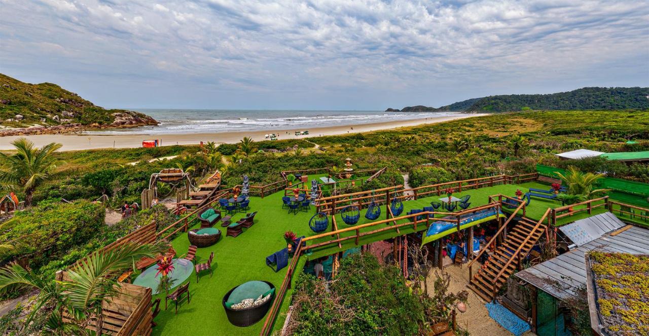Grajagan Surf Resort Ilha do Mel Exterior photo