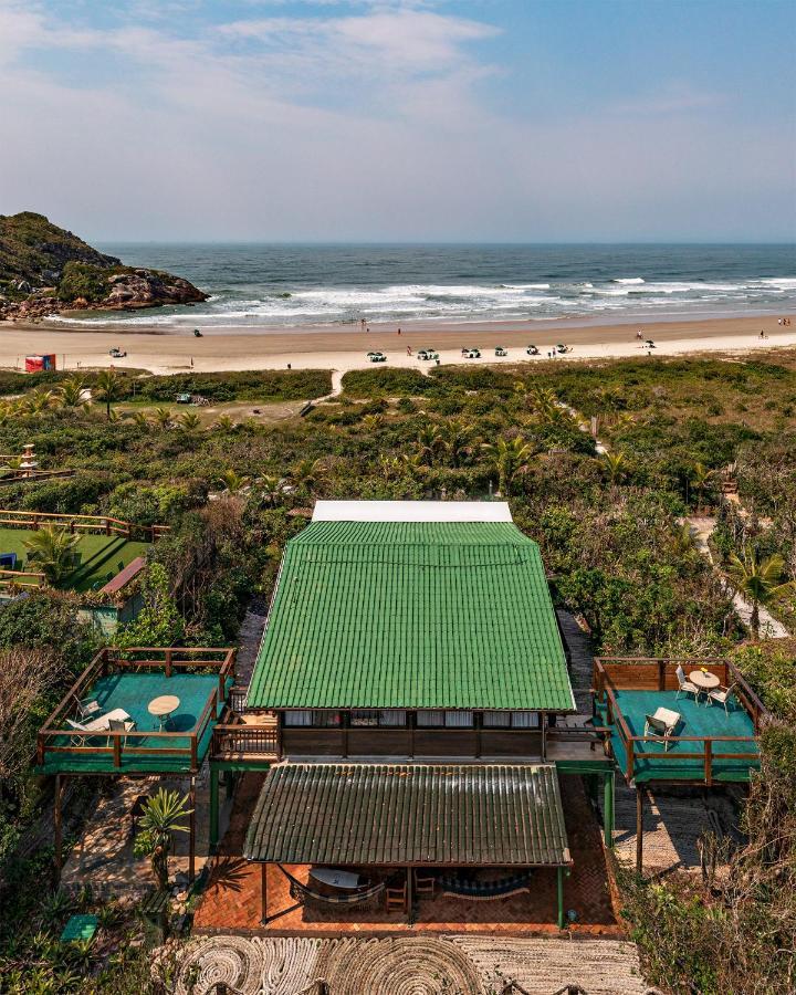 Grajagan Surf Resort Ilha do Mel Exterior photo